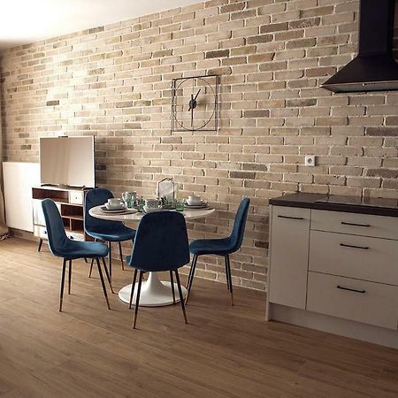 Concept One Apartment Krakau Buitenkant foto