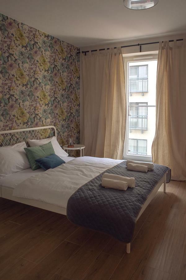 Concept One Apartment Krakau Buitenkant foto